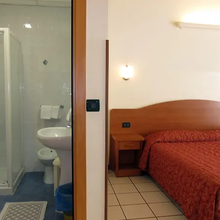 Soana Vendégház Genova